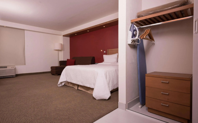 Hampton Inn by Hilton Guadalajara/Expo