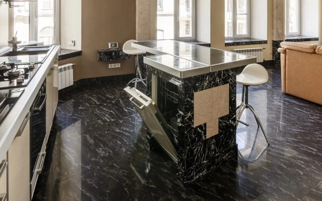 1912 на Стремянной 13