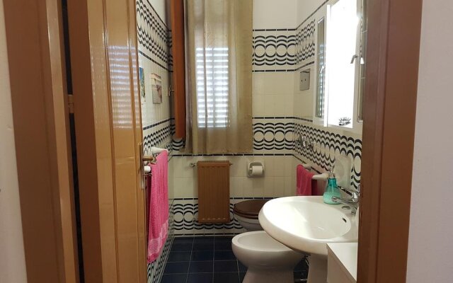 Villa del Golfo Urio with shared swimming pool