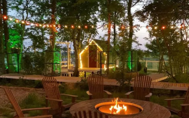 Творческий глэмпинг Скворечник