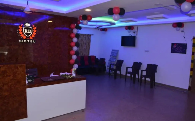 Rd Hotel by OYO Rooms