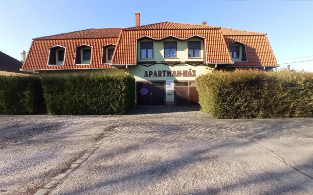 Apartmanház Mohács