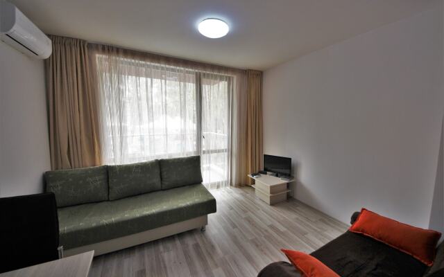 Menada Tarsis Apartments