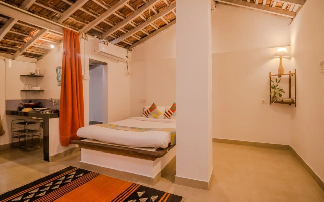 OYO Home 19189 Designer Studio