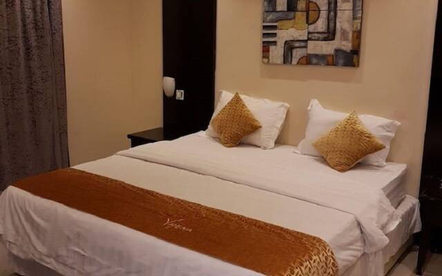 Amarena ApartHotel