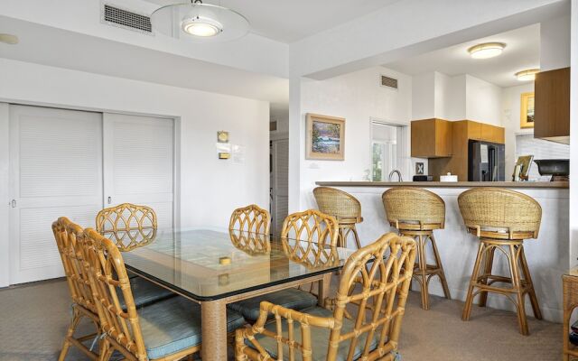 Vista Waikoloa B-206 2 Bedroom Condo by RedAwning