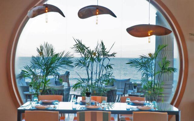 Rixos Premium Magawish Suites and Villas