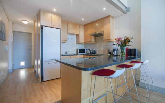 SoHo on Strand A6 by CTHA