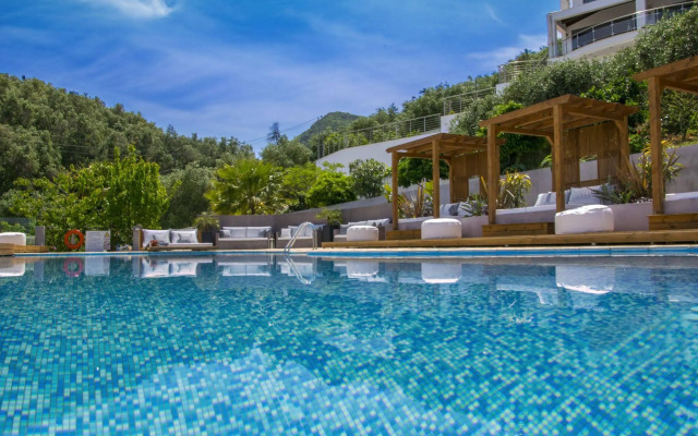 Ionian Eye Design Studios & Spa
