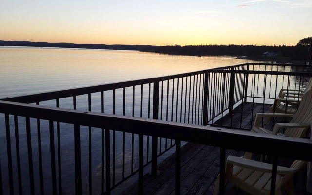 Saint Andrews Inn & Suites
