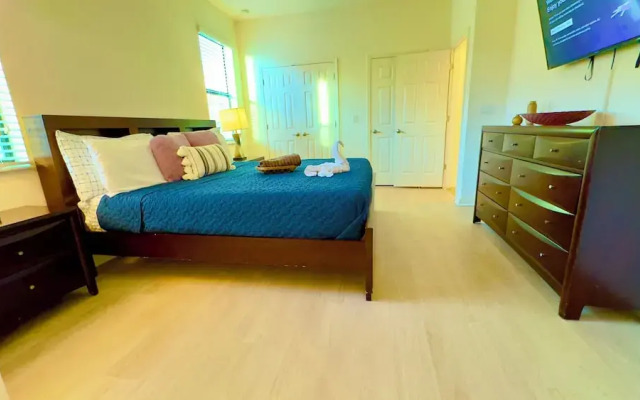 Sapphire Haven Near Disney
