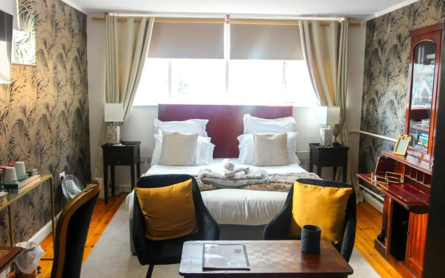 The Bank Hotel & Bistro