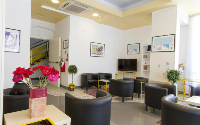 Hotel Desire'