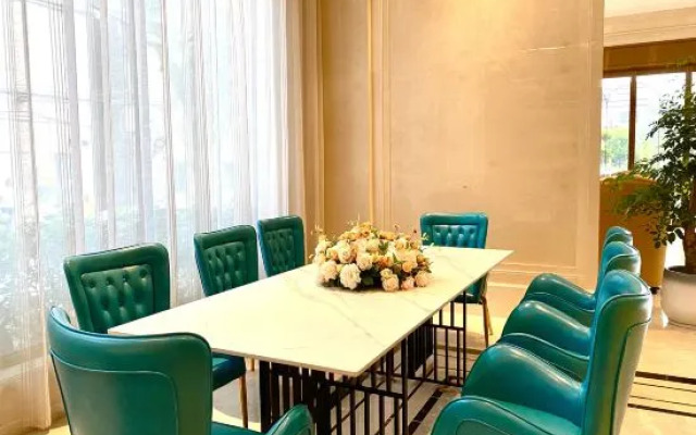 Vienna Hotel (Zhongshan Henglan Branch)