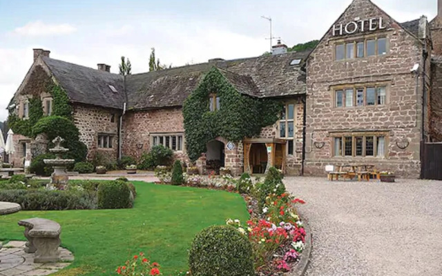 Old Court Hotel