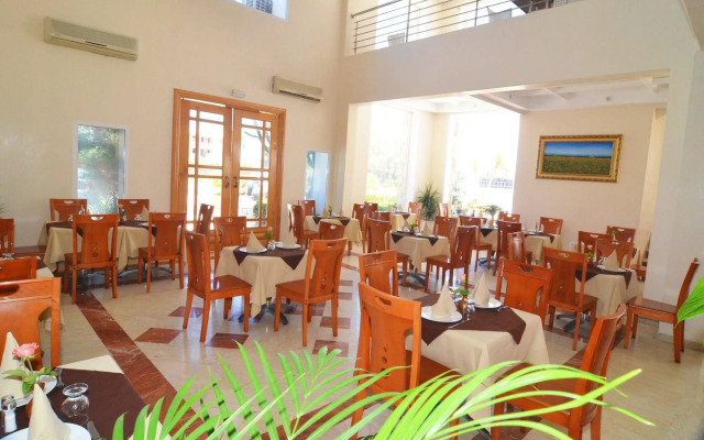 Golden Beach Appart'hotel