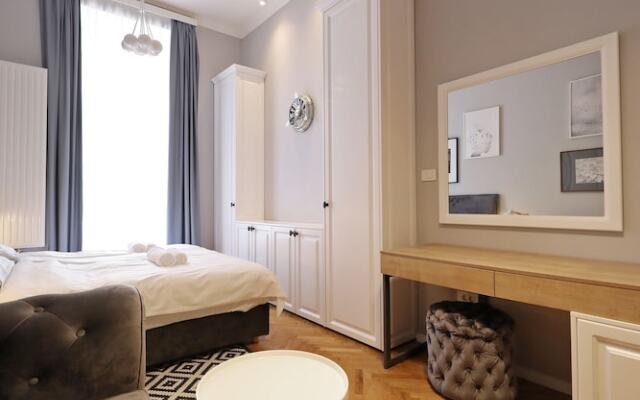 Zagreb IN Central Square Apartment