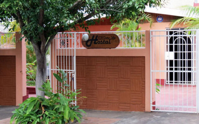 Hostal Doña Ida - Hostel