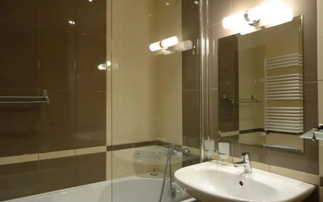 BLVD Apartments