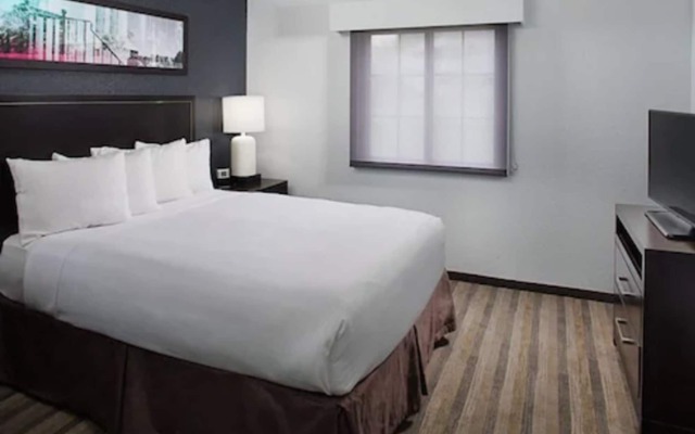 HYATT house Los Angeles LAX/Manhattan Beach