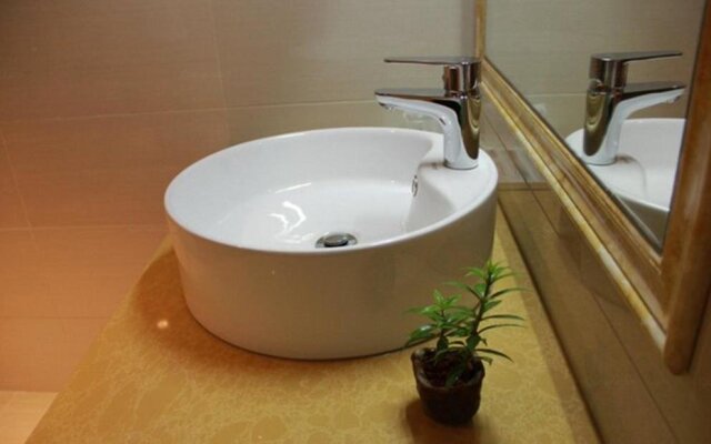 Creative Holiday Hotel