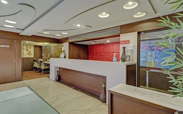 Treebo Trend Loharkar's Family Hotel