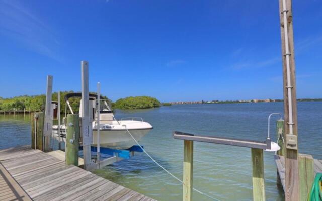 Sarasota - Dunmore 8730