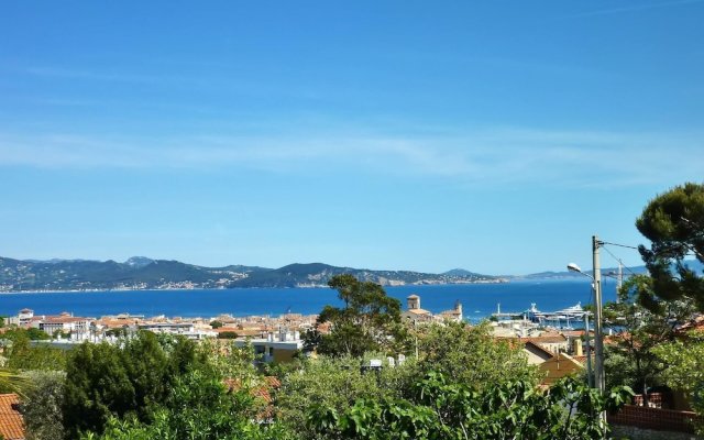 House With 3 Bedrooms in la Ciotat, With Wonderful sea View, Private P