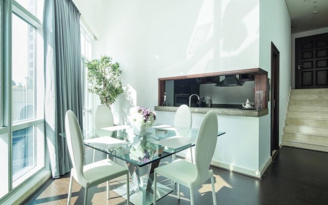 Unique 1BR Loft in Dubai Marina!