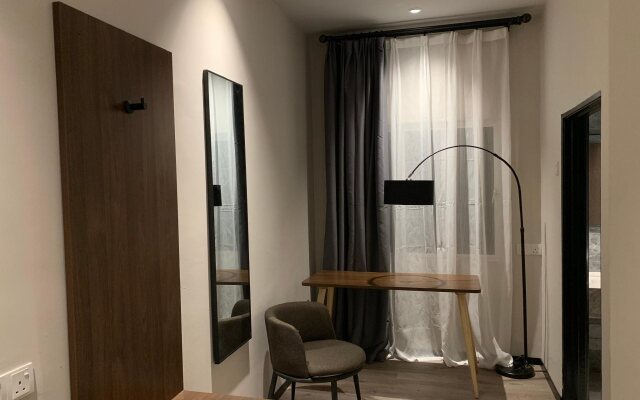 Cloud 9 Guest House