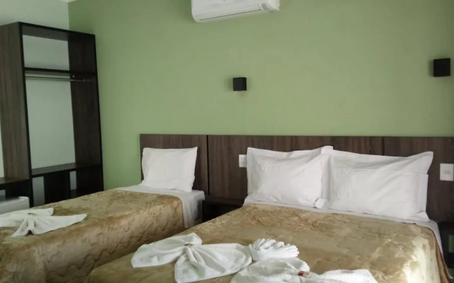 Pousada Rainha Dos Lagos