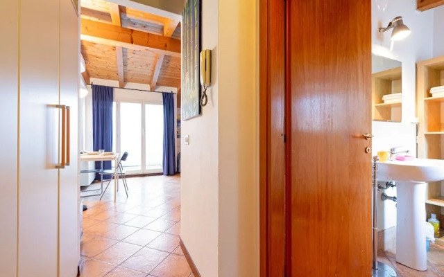 Stylish Loft Porta Romana
