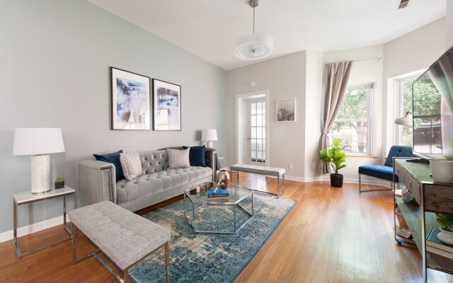 Sophisticated 4BR in Lincoln Park by Sonder