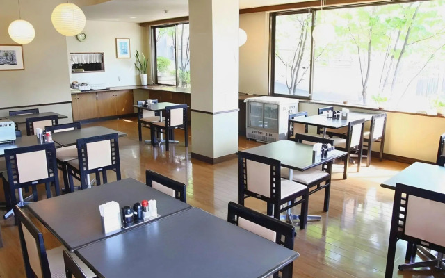 Hotel Route-Inn Court Nirasaki