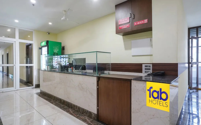 Fabhotel Gvr Grand