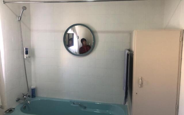 Jolani 2 Guest House