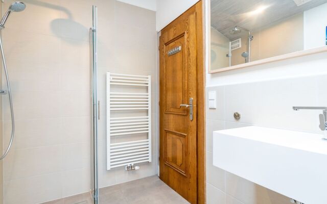Large Holiday Home in Salzburg With Garden