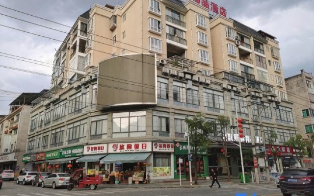 kansy Hotel