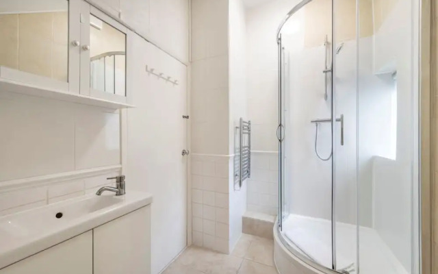 The Cutesy - Fitzrovia - by Frankie Says