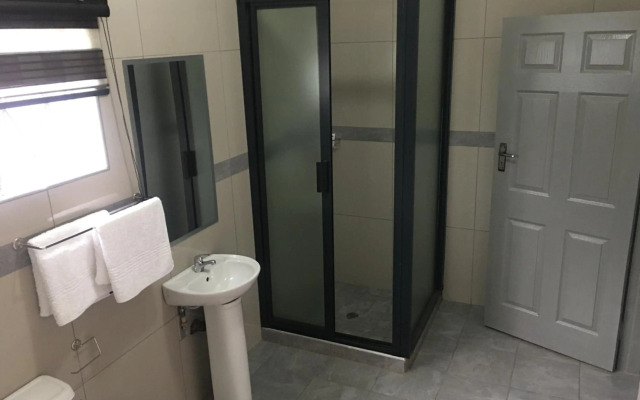 President Guest Lodge