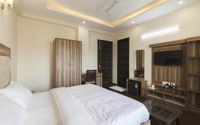 Fabhotel Tavishk Golf Course Road