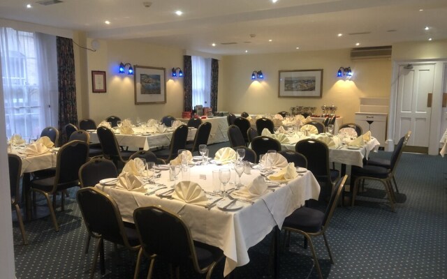 Yelf's Hotel