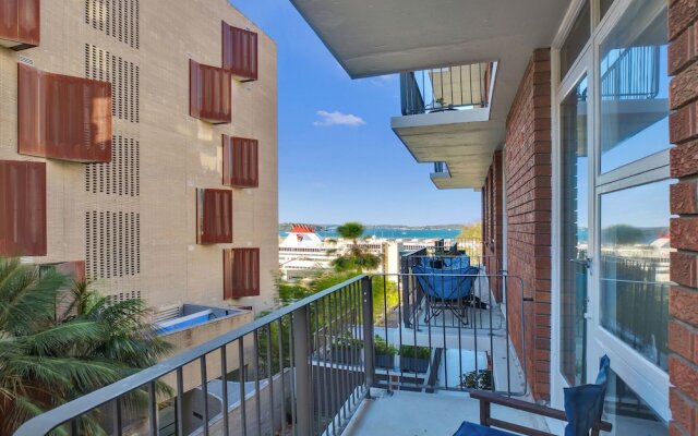 HomeHotel-Urban Retreat in Secure Boutique Block