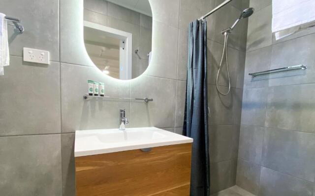 Palm View Holiday Apartments