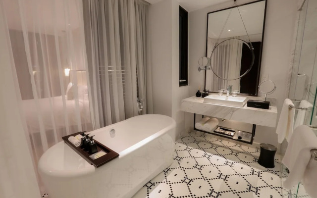 Montgomerie Links Hotel & Villas