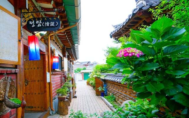 Jeonju Jeongdam Hanok Stay