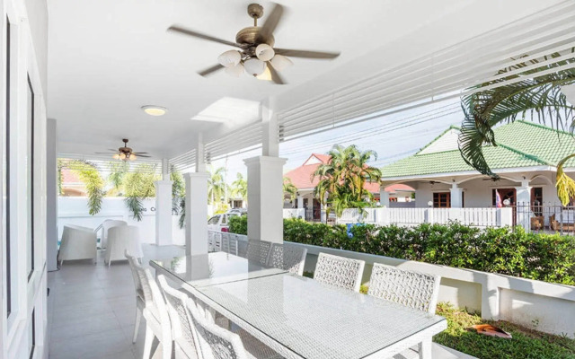 Baan Suk Sabai By Favstay