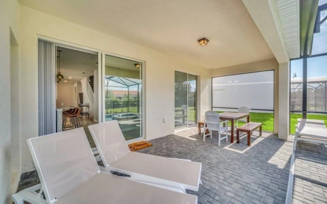 Floridian Cabana by All Vacation Dreams