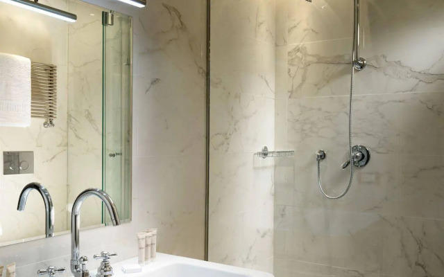 Splendor Suite Rome - Suites and Apartments