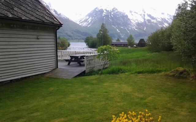 Vollsnes Feriehus Stryn